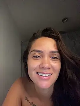 carolsapequinha online show from April 4, 12:02 pm