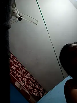 beutiful hot online show from November 18, 6:01 pm