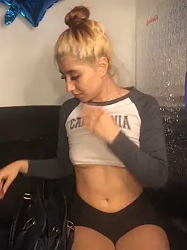 savannah 750 online show from February 14, 5:59 am