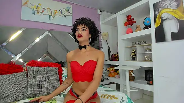 Snapshot of Zaira_sofiaa chatting on May 5, 2:30 am Zaira sofiaa online show from May 5, 2:30 am