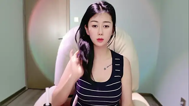 Zoe-Zoe online show from February 20, 5:48 am