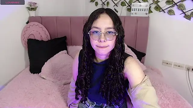 amaris ferrer online show from January 16, 8:46 pm