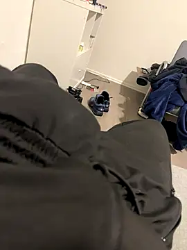 Snapshot of 34cakir34 chatting on November 14, 4:49 pm 34cakir34 online show from November 14, 4:49 pm