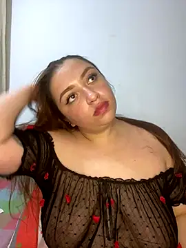 Snapshot of Veronika_7 chatting on December 2, 2:17 am Veronika 7 online show from December 2, 2:17 am