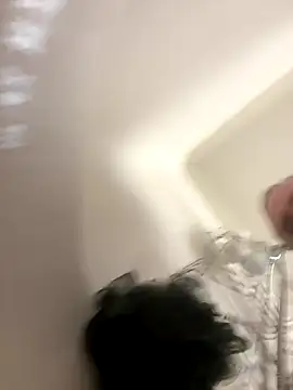 Snapshot of yourdream6969 chatting on December 2, 6:52 am yourdream6969 online show from December 2, 6:52 am