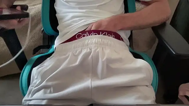 lucpompot online show from March 19, 8:40 am