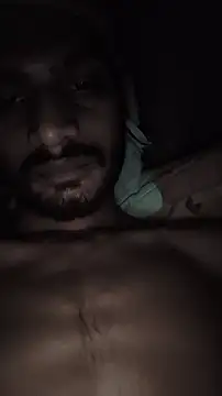 Snapshot of Ritik143jhil chatting on April 26, 7:55 pm Ritik143jhil online show from April 26, 7:55 pm