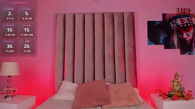 GabrielaSuarez  online show from April 15, 8:42 pm