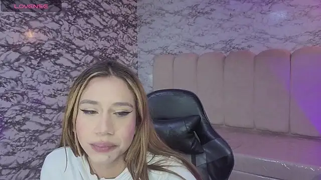 Evy Luxx v online show from February 8, 3:43 am