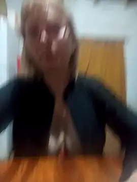 SexyMilf1211 online show from May 6, 11:54 pm