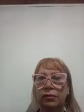 SexyMilf1211 online show from May 20, 10:32 am