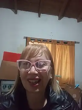 SexyMilf1211 online show from May 21, 11:39 am
