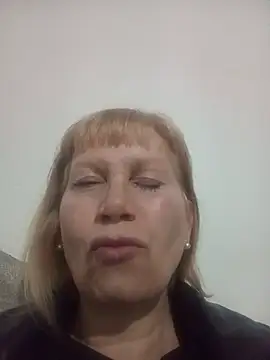SexyMilf1211 online show from May 27, 12:51 am