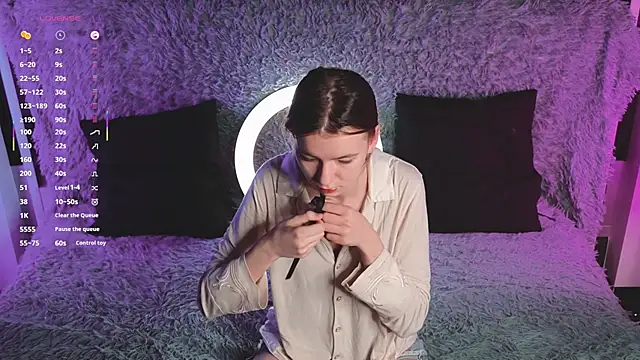 RochelCozzi online show from December 14, 4:34 pm