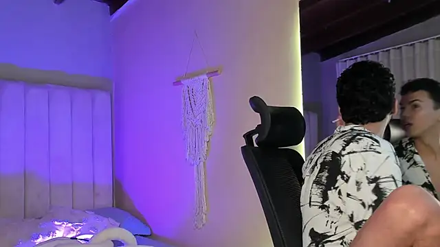 Snapshot of Seab_trooy chatting on February 13, 9:16 am Seab trooy online show from February 13, 9:16 am