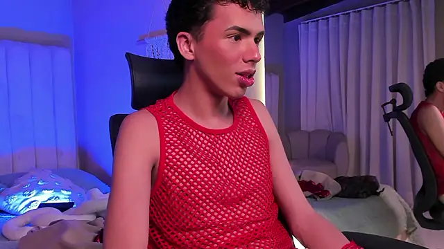 Snapshot of Seab_trooy chatting on February 14, 3:47 am Seab trooy online show from February 14, 3:47 am