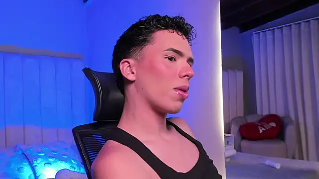 Snapshot of Seab_trooy chatting on March 2, 3:20 am Seab trooy online show from March 2, 3:20 am