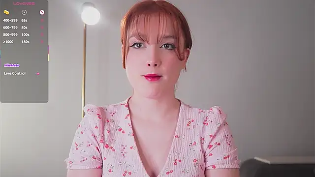 Snapshot of AmelieSeductress chatting on November 21, 3:11 pm AmelieSeductress online show from November 21, 3:11 pm