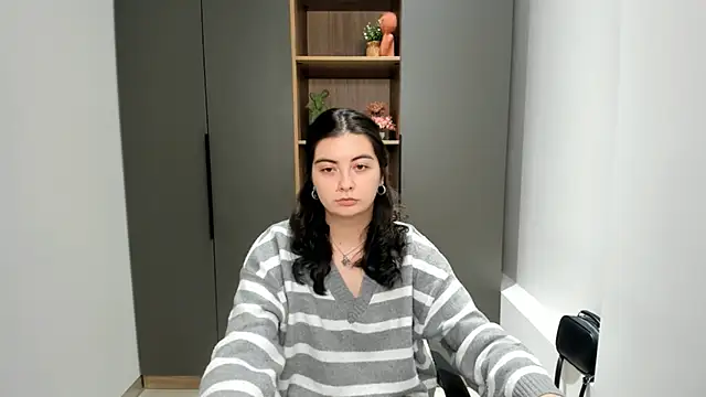 DelilaVanvliet online show from November 16, 10:10 am