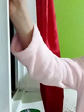 Rouse hot  online show from January 7, 12:24 am