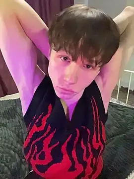 Slay-cute-boy online show from November 14, 4:11 am