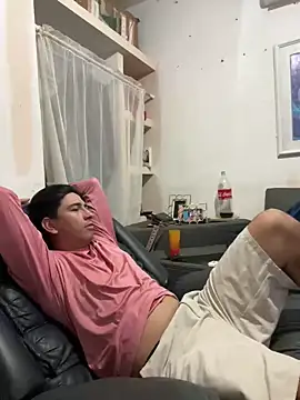 algila08 online show from April 16, 12:11 am