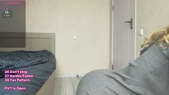 Play Me Softly online show from February 8, 9:23 am