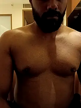 frolicme456 online show from April 19, 5:23 pm