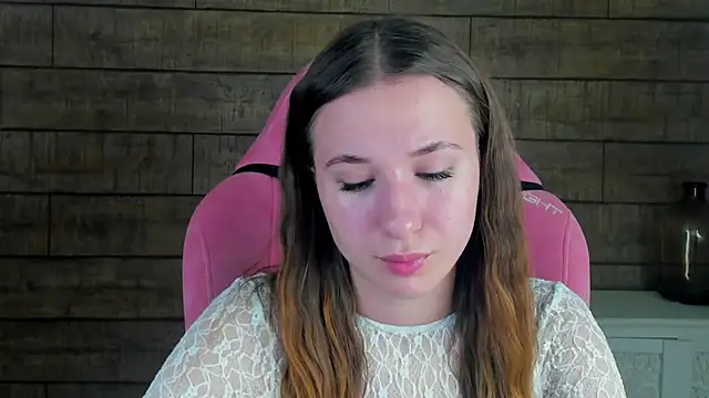 Snapshot of KristinaBellini chatting on November 30, 4:22 pm KristinaBellini online show from November 30, 4:22 pm