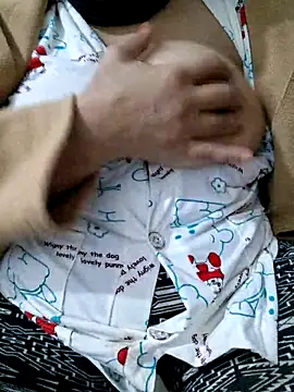 mnbvcxzqwertyuiop1235 online show from April 8, 3:12 pm