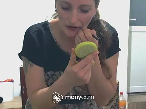 Snapshot of CrazyMaya39 chatting on November 24, 9:25 pm CrazyMaya39 online show from November 24, 9:25 pm