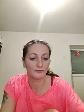 Snapshot of CrazyMaya39 chatting on January 7, 12:46 am CrazyMaya39 online show from January 7, 12:46 am