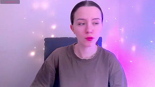 BellaVelure6767 online show from March 23, 1:09 am