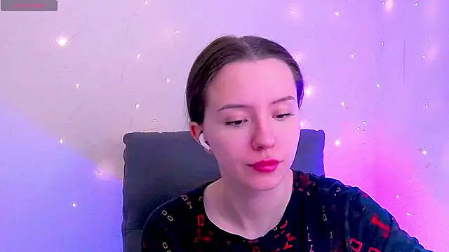 BellaVelure6767 online show from April 6, 2:53 am