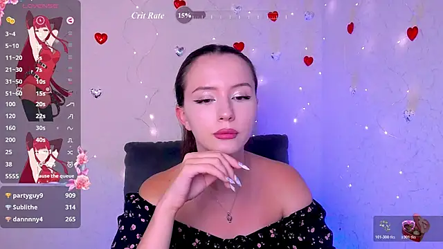 Snapshot of BellaVelure6767 chatting on July 18, 1:21 am BellaVelure6767 online show from July 18, 1:21 am
