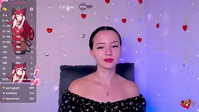 Snapshot of BellaVelure6767 chatting on July 19, 2:15 am BellaVelure6767 online show from July 19, 2:15 am