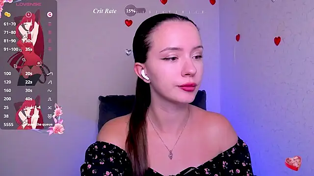 Snapshot of BellaVelure6767 chatting on August 6, 11:28 pm BellaVelure6767 online show from August 6, 11:28 pm