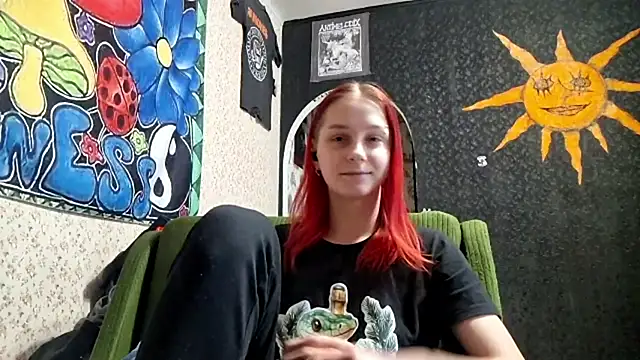 Snapshot of CarlitaSiner chatting on December 3, 9:40 am CarlitaSiner online show from December 3, 9:40 am