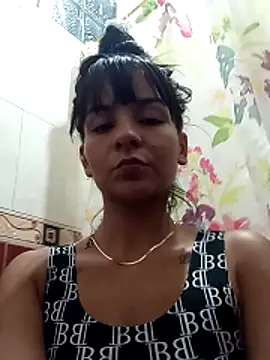 Snapshot of dulce-chica9-2 chatting on December 15, 5:34 am dulce-chica9-2 online show from December 15, 5:34 am