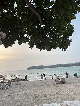 sexyayeshadesi online show from April 14, 11:27 am