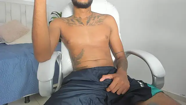 Jackson11   online show from November 14, 7:56 pm