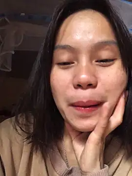 Trangbabylove online show from December 18, 6:08 am