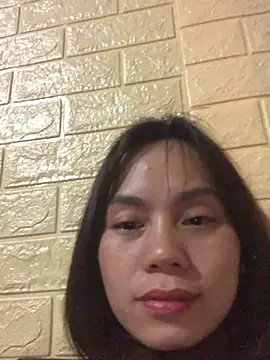 Trangbabylove online show from March 10, 8:58 pm