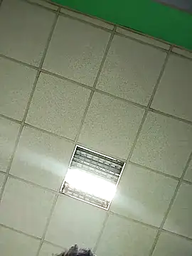 Snapshot of platone09 chatting on November 5, 3:12 pm platone09 online show from November 5, 3:12 pm