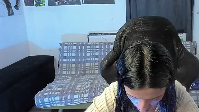 Snapshot of Candy__Girll18 chatting on February 22, 8:18 pm Candy Girll18 online show from February 22, 8:18 pm