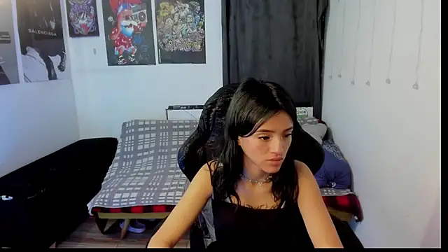 Snapshot of Candy__Girll18 chatting on February 24, 12:41 am Candy Girll18 online show from February 24, 12:41 am