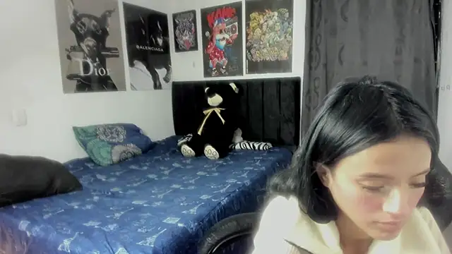 Snapshot of Candy__Girll18 chatting on February 27, 12:32 am Candy Girll18 online show from February 27, 12:32 am