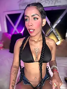 Snapshot of Fiorella_Bossh_ chatting on November 17, 6:57 pm Fiorella Bossh online show from November 17, 6:57 pm