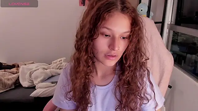 iam Nikki online show from April 28, 5:34 am