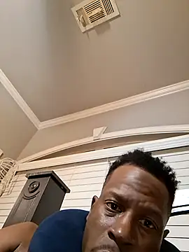 Snapshot of yourboy501withthebig1 chatting on June 8, 3:18 am yourboy501withthebig1 online show from June 8, 3:18 am